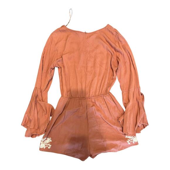 Altar'd State Womens Size L Romper Pink White Embroidered V Neck Long Sleeve - Picture 3 of 4